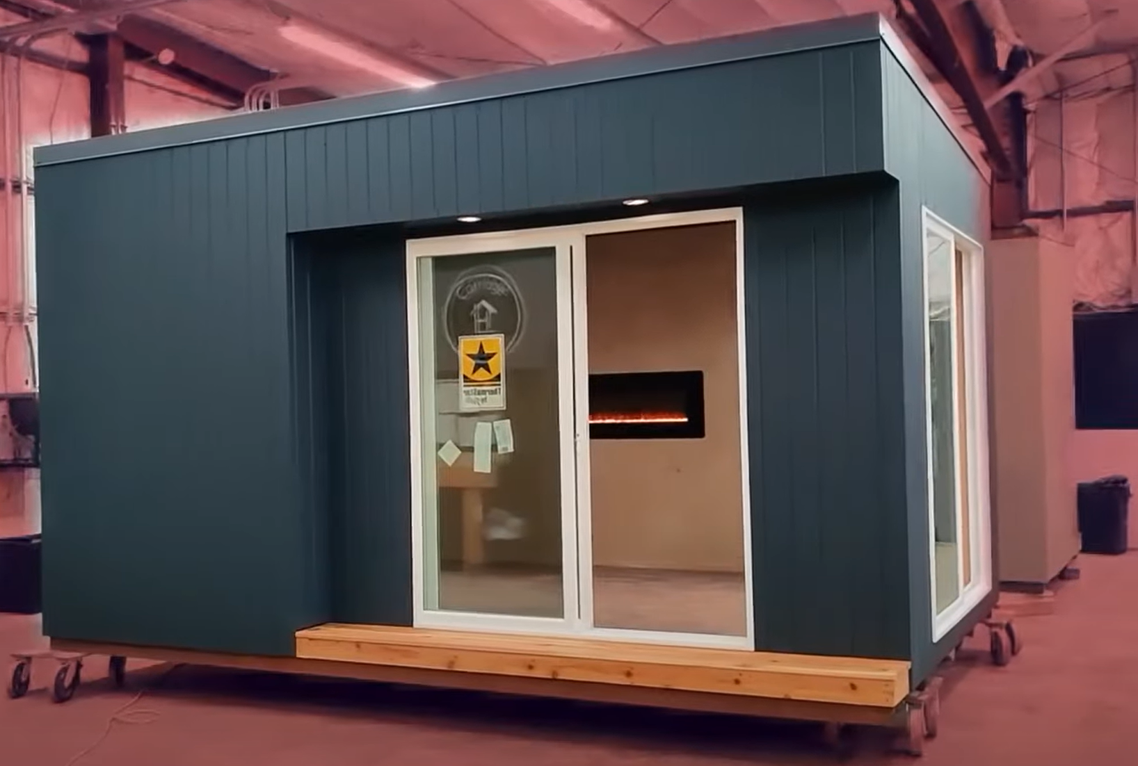 PORTABLE CABIN